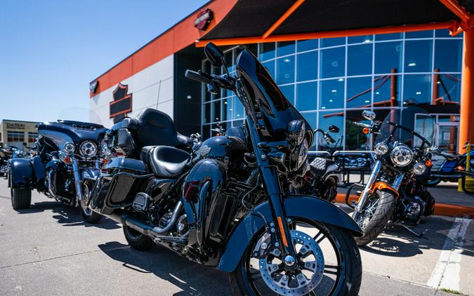 2023 Harley-Davidson Ultra Limited BLACK