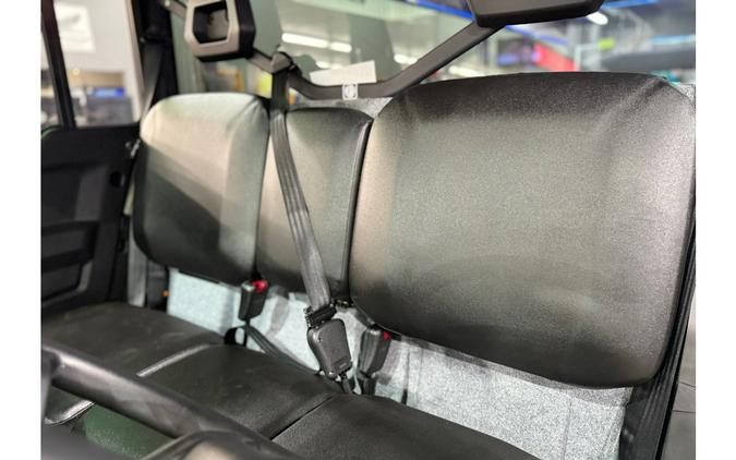 2026 Can-Am DEFENDER DPS CAB HD9