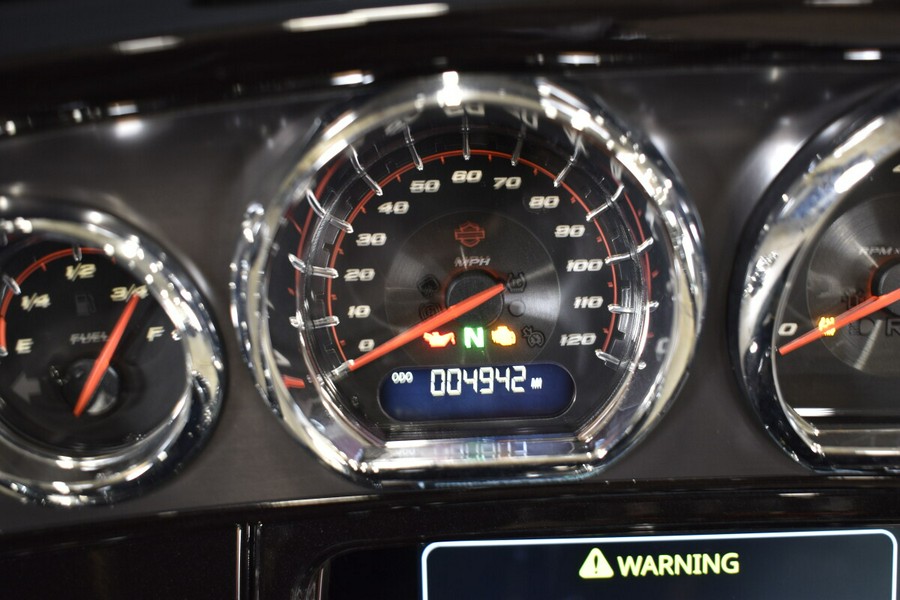 2020 Harley-Davidson CVO Street Glide FLHXSE