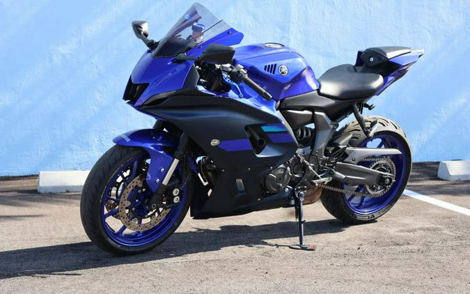 2024 YAMAHA R7