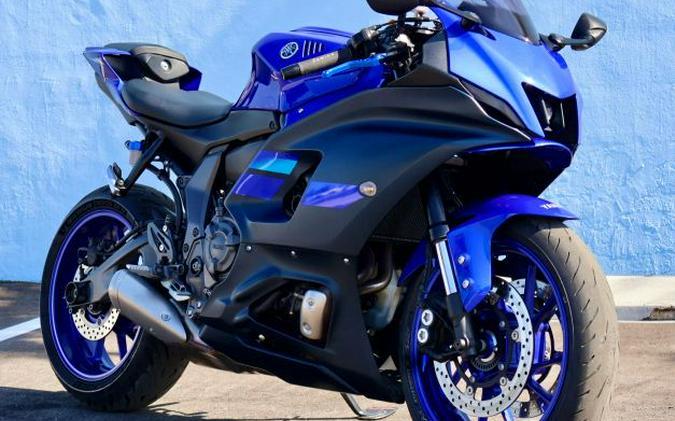 2024 YAMAHA R7