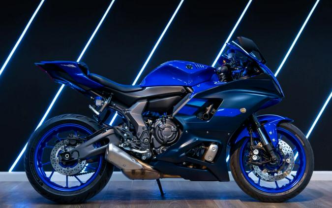 2024 YAMAHA R7
