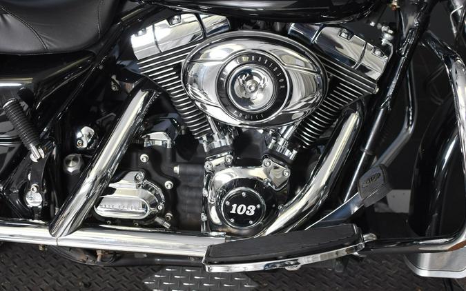 2008 Harley-Davidson Road King Black FLHP
