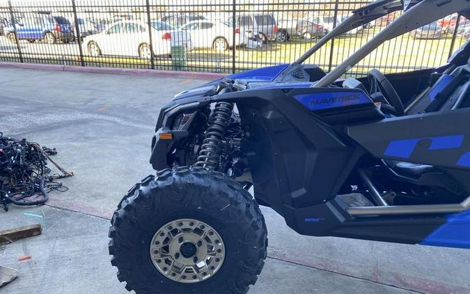 2024 Can-Am® Maverick X3 X rs Turbo RR with Smart-Shox Dazzling Blue & Carbon Black