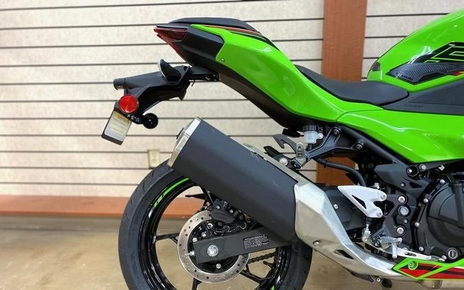 2024 Kawasaki Ninja® 500 KRT Edition SE ABS