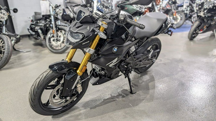 2025 BMW G 310 R Cosmic Black 2