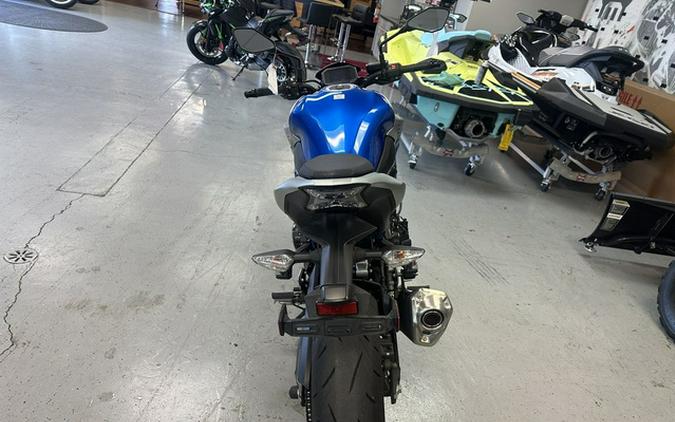 2020 Kawasaki Z900 ABS Candy Plasma Blue/Metallic Silver