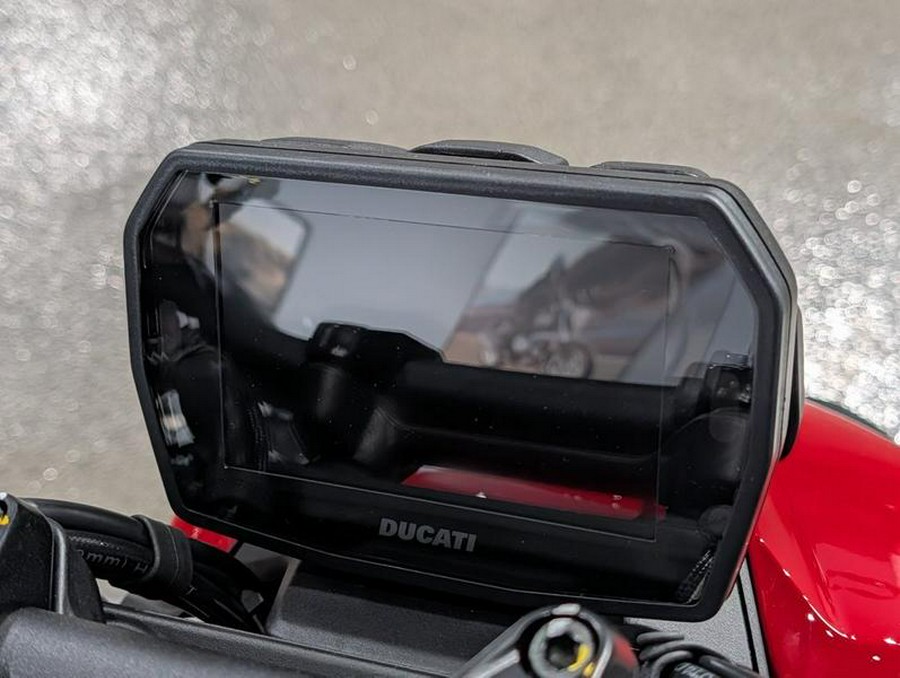 2026 Ducati Streetfighter V2 Ducati Red
