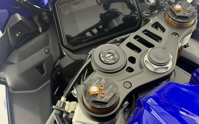 2027 Yamaha YZF R9