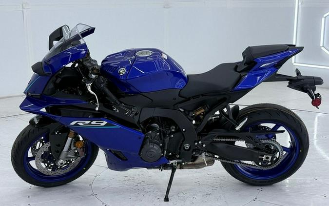 2027 Yamaha YZF R9