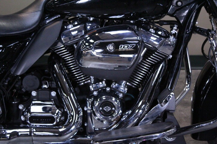 FLHXS 2017 Street Glide Special