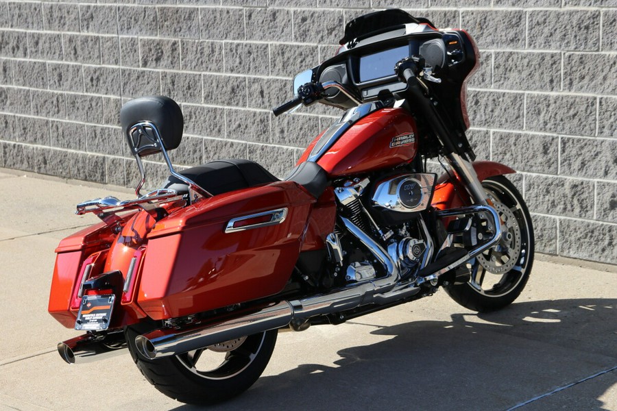 FLHX 2024 Street Glide®