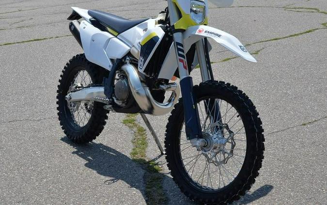 2025 Husqvarna® TE 300