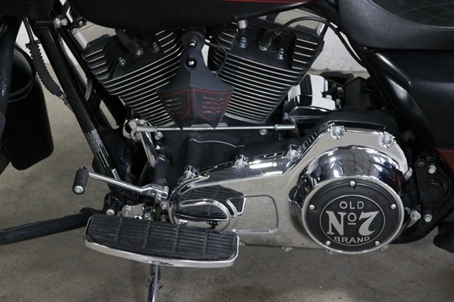 2011 HARLEY DAVIDSON ROAD GLIDE CUSTOM