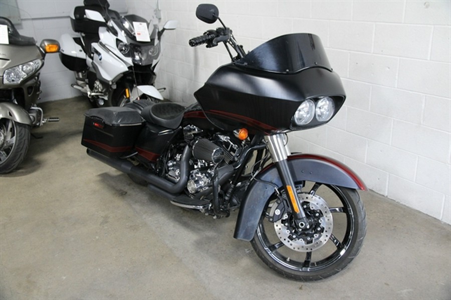 2011 HARLEY DAVIDSON ROAD GLIDE CUSTOM