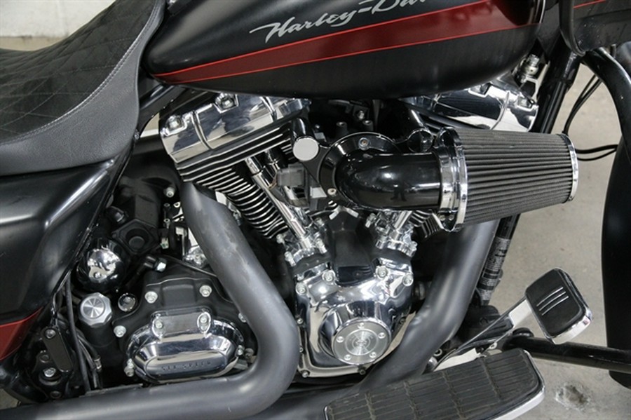 2011 HARLEY DAVIDSON ROAD GLIDE CUSTOM