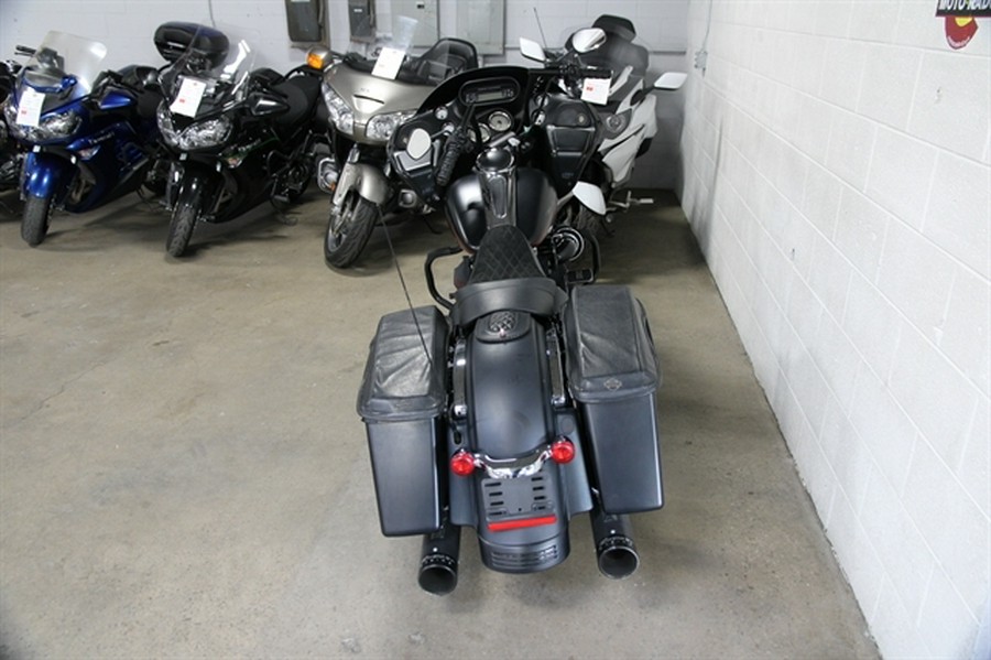 2011 HARLEY DAVIDSON ROAD GLIDE CUSTOM