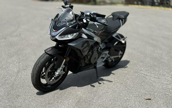 2023 Aprilia Tuono 660