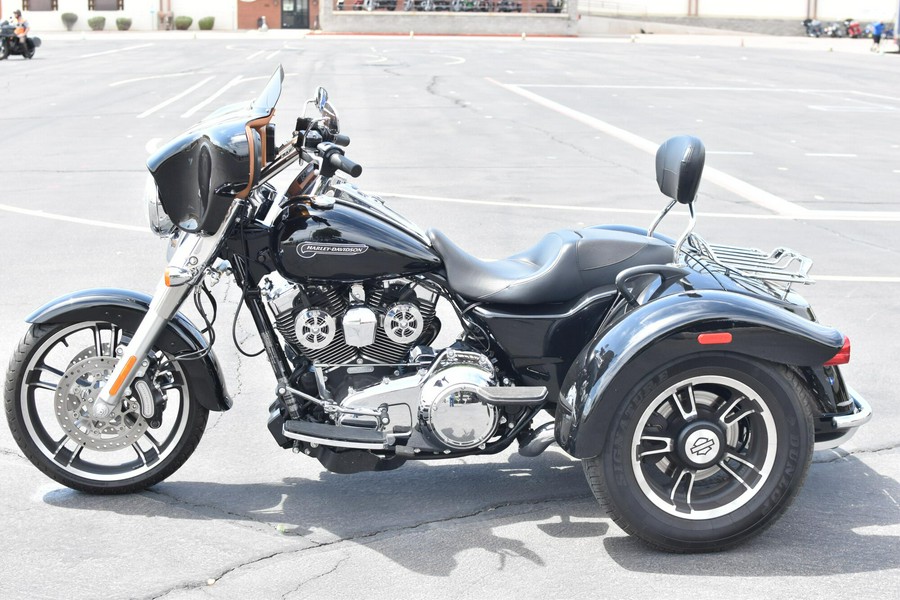 2016 Harley-Davidson Freewheeler Black FLRT