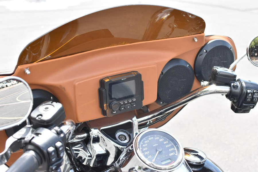 2016 Harley-Davidson Freewheeler Black FLRT
