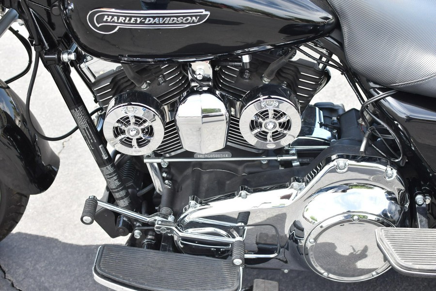 2016 Harley-Davidson Freewheeler Black FLRT