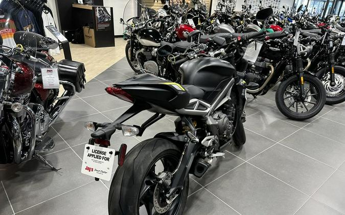 2022 Triumph Street Triple RS Matte Jet Black