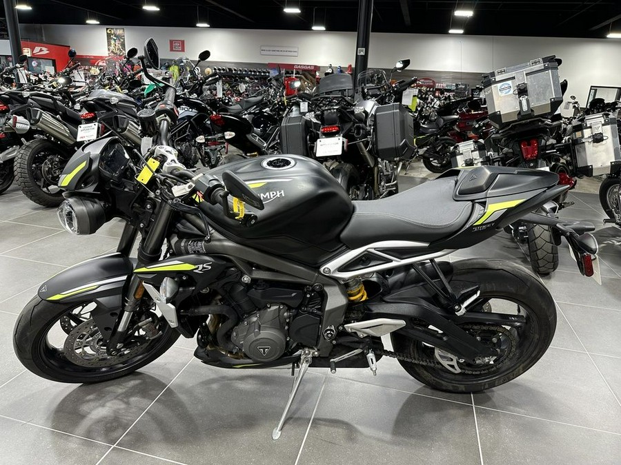 2022 Triumph Street Triple RS Matte Jet Black