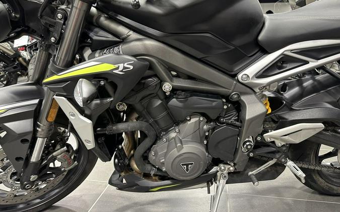 2022 Triumph Street Triple RS Matte Jet Black