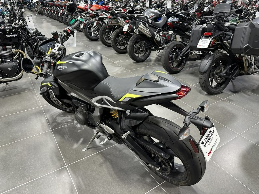 2022 Triumph Street Triple RS Matte Jet Black