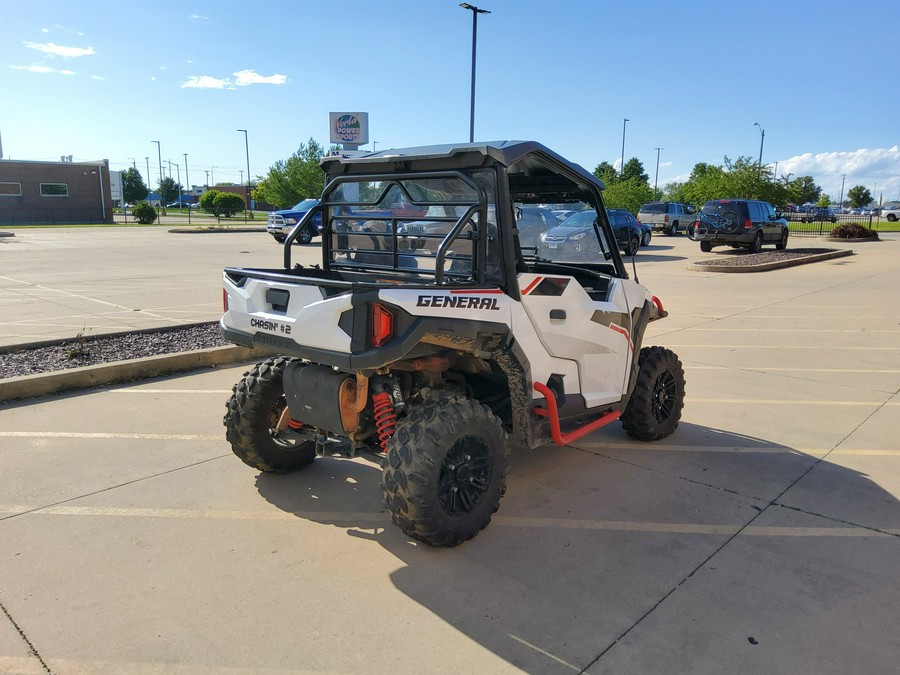 2021 Polaris GENERAL® 1000 Deluxe