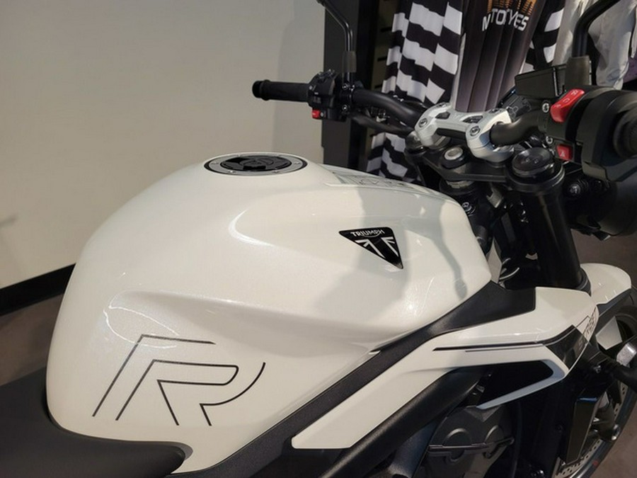 2024 Triumph Street Triple 765 R Crystal White REET TRIPLE R