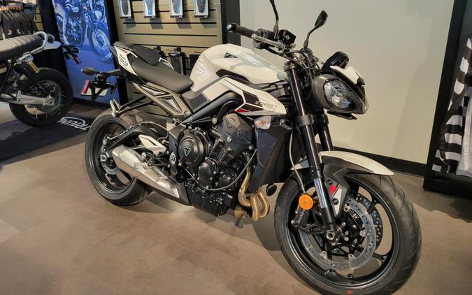 2024 Triumph STREET TRIPLE R