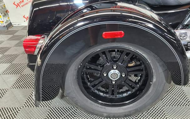 2011 Harley Davidson Triglide Flhtcutg