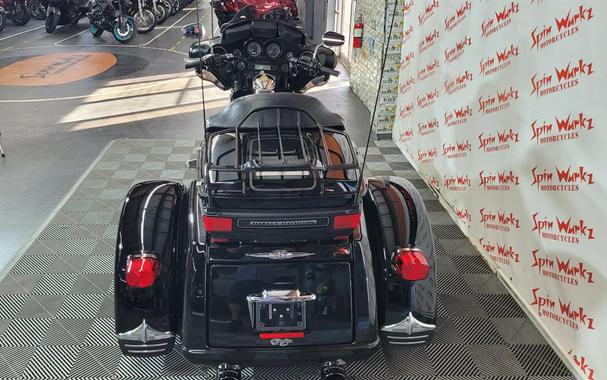 2011 Harley Davidson Triglide Flhtcutg