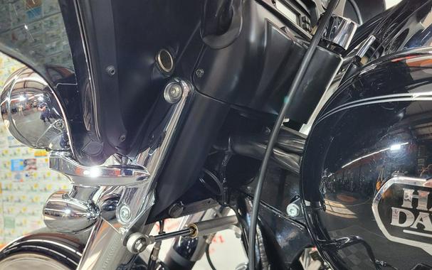 2011 Harley Davidson Triglide Flhtcutg