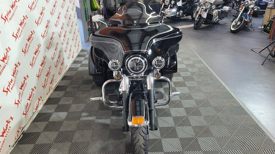 2011 Harley Davidson Triglide Flhtcutg