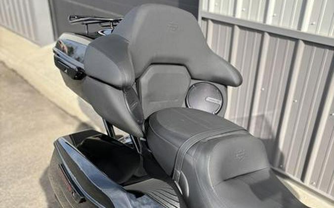 2026 Harley-Davidson® FLHXL - Street Glide® Limited
