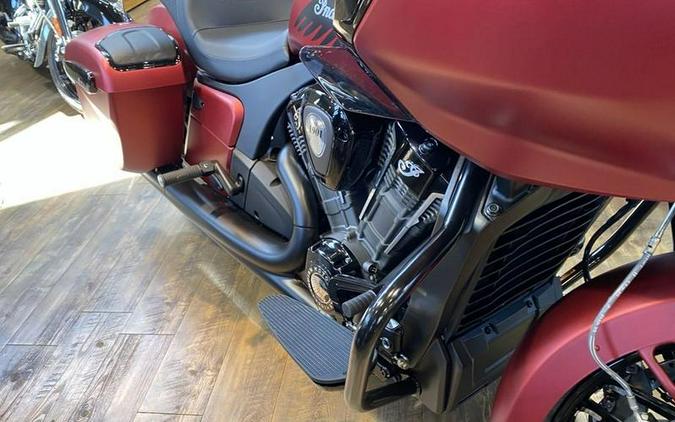 2024 Indian Motorcycle® Challenger® Dark Horse® w/PowerBand Audio Pkg Sunset Red Smoke