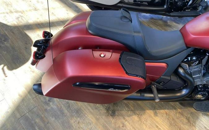 2024 Indian Motorcycle® Challenger® Dark Horse® w/PowerBand Audio Pkg Sunset Red Smoke