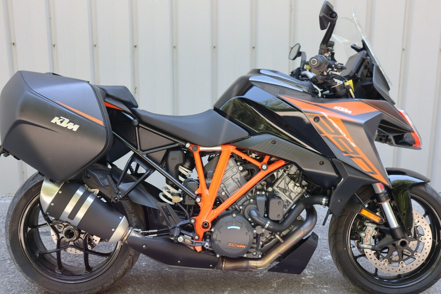 2019 KTM Super Duke Gt