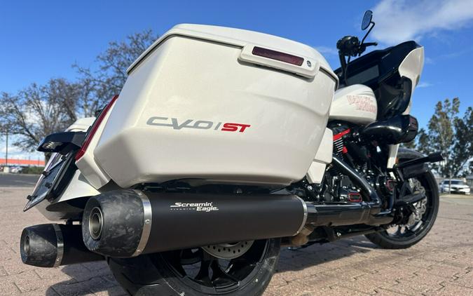 FLTRXSTSE 2024 CVO™ Road Glide® ST