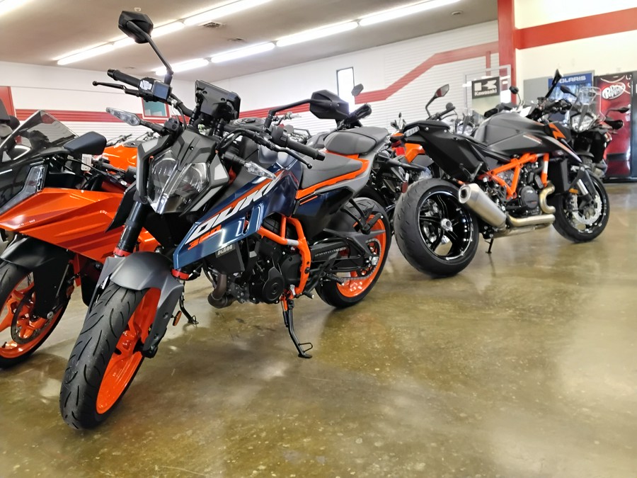 2024 KTM Duke 390