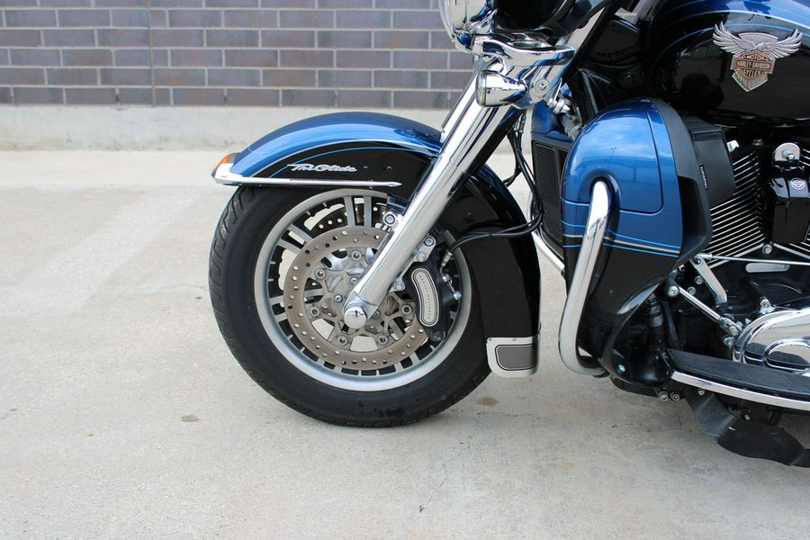 2018 Harley-Davidson® FLHTCUTG - Tri Glide® Ultra 115th Anniversary