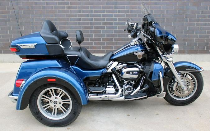 2018 Harley-Davidson® FLHTCUTG - Tri Glide® Ultra 115th Anniversary