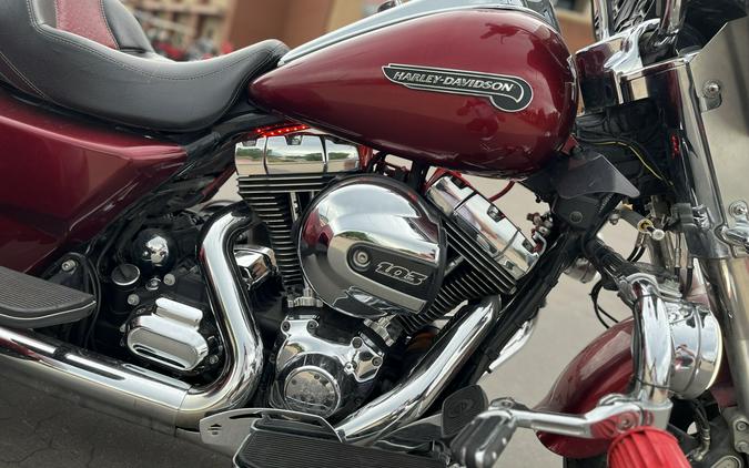 2016 Harley-Davidson® FLRT Freewheeler® Velocity Red Sunglow 855785