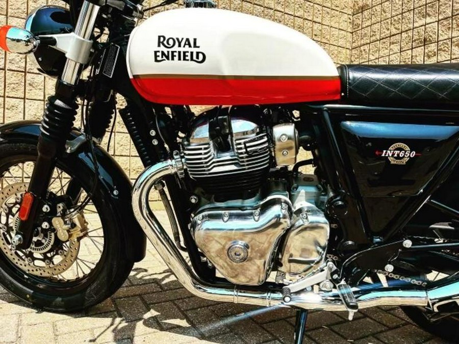 2023 Royal Enfield INT650 Baker Express