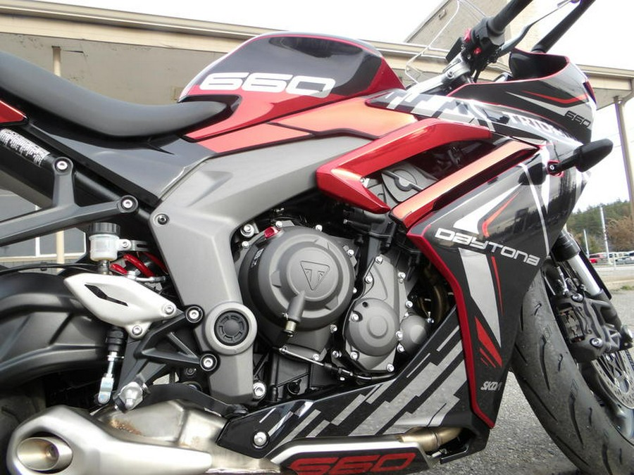 2025 Triumph Daytona 660 Carnival Red/Sapphire Black