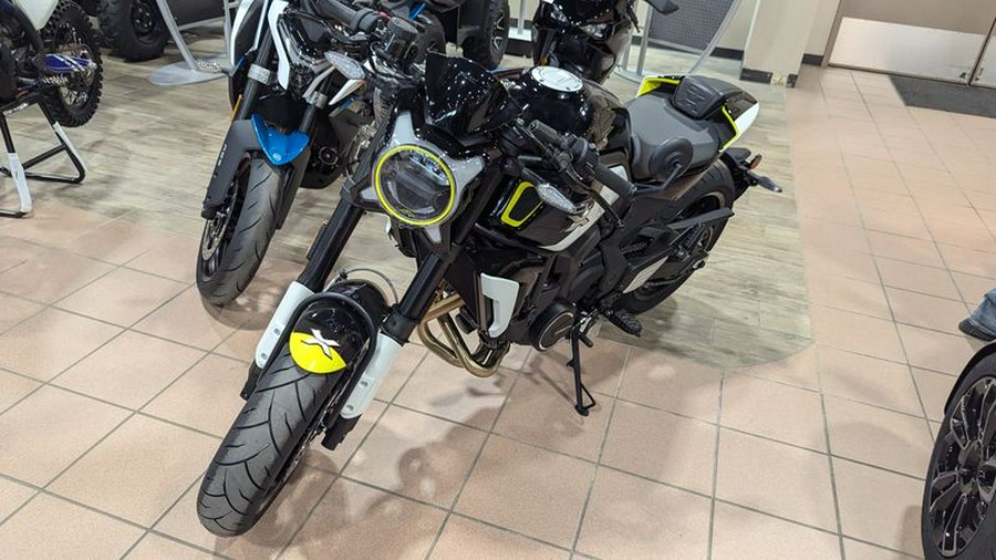 New 2024 CFMOTO 700CLX SPORT