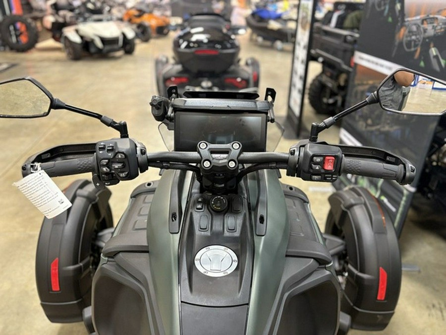 2025 Can-Am Canyon? Redrock