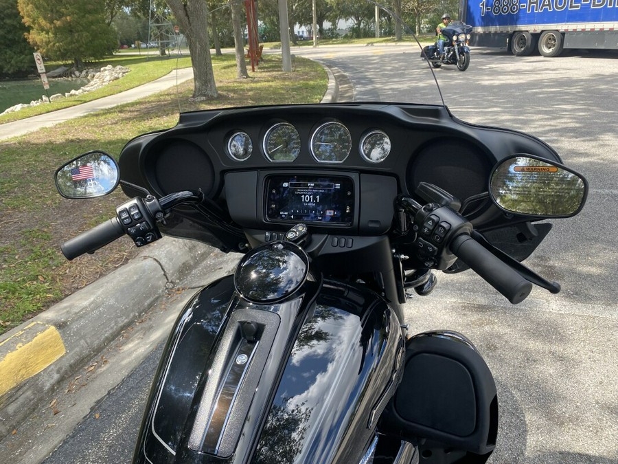 2025 Harley-Davidson® Tri Glide® Ultra